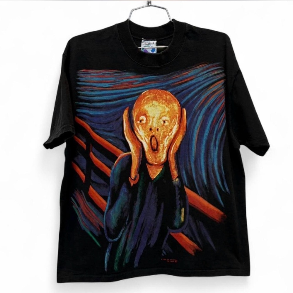 Vintage 1996 Liquid Blue Scream Art
White Tag Made in the USA The Scream black